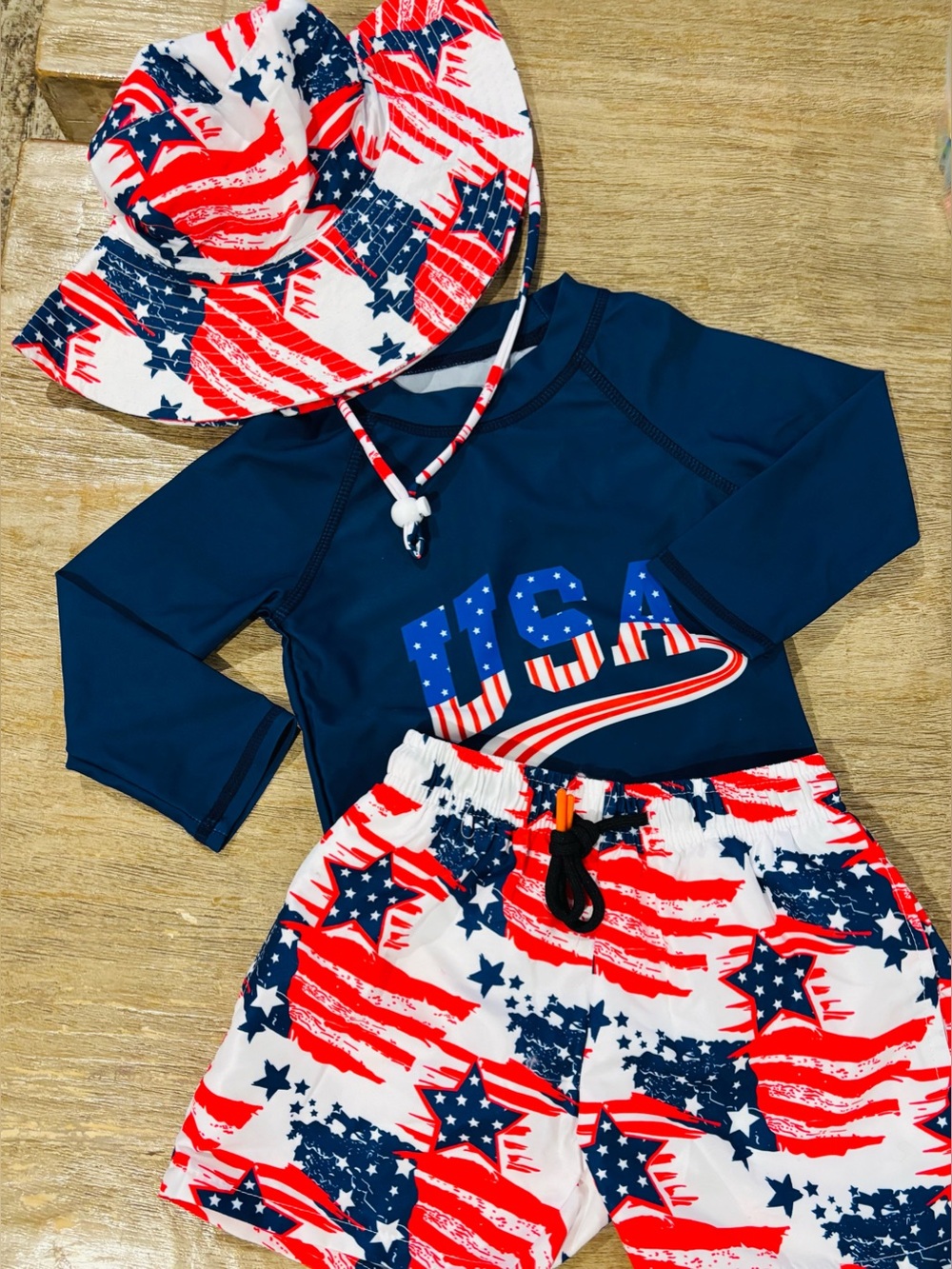 Patriotic 3pc toddler Size 9-12m boy's long-sleeve rash guard swimsuit Hat Set